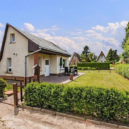 Nice In Zettemin Ot Ruetzenfeld With Kitchen